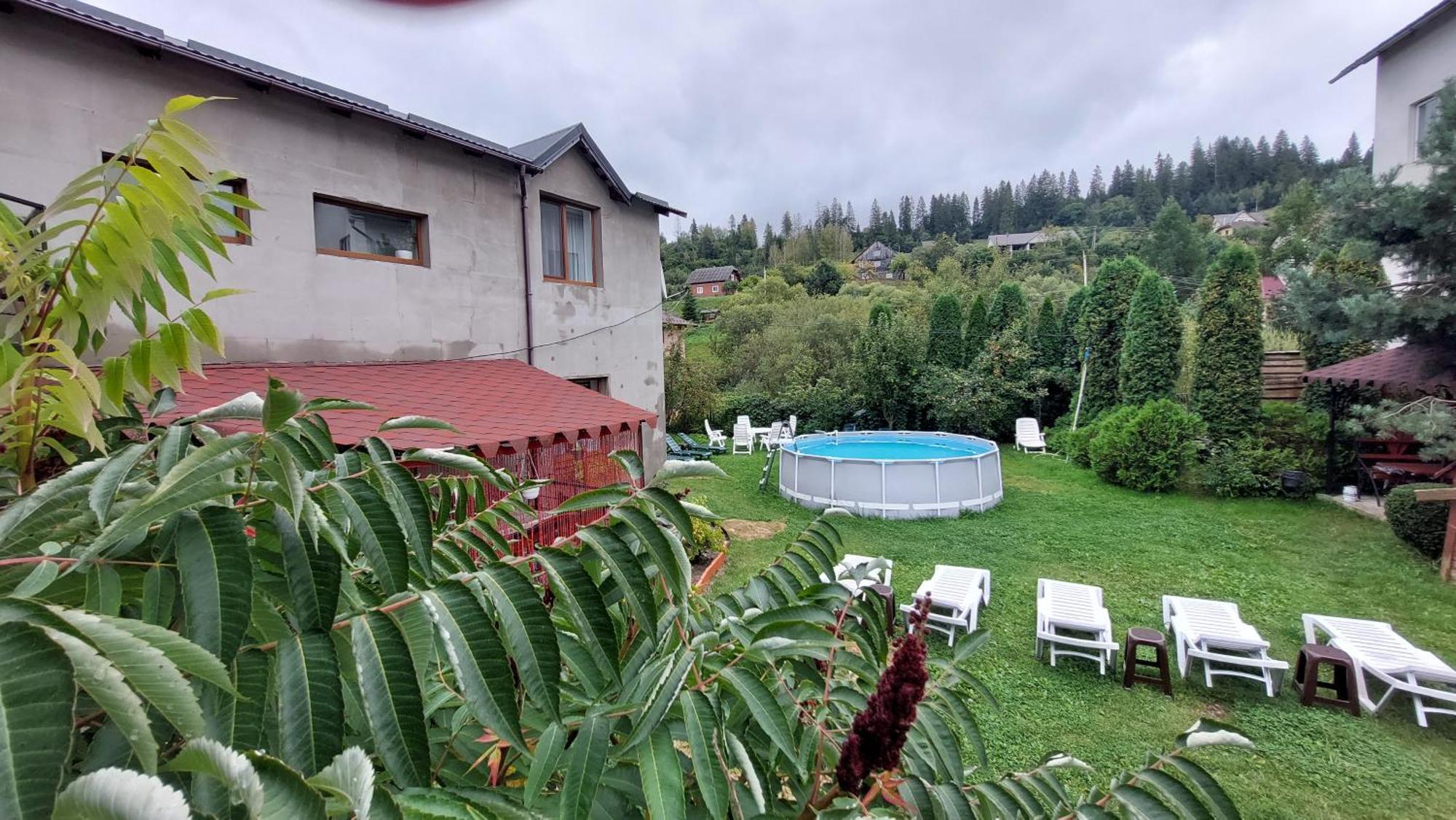 Ukrainochka Hotel Slavsko Exterior foto